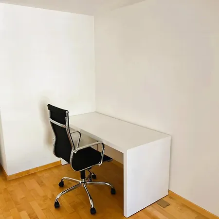 2 Flat In Old Town Center Renn Διαμέρισμα Ζυρίχη